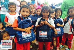 Thousands of kids get new school bags through Operation Sagip’s “Gusto kong Mag-aral” project