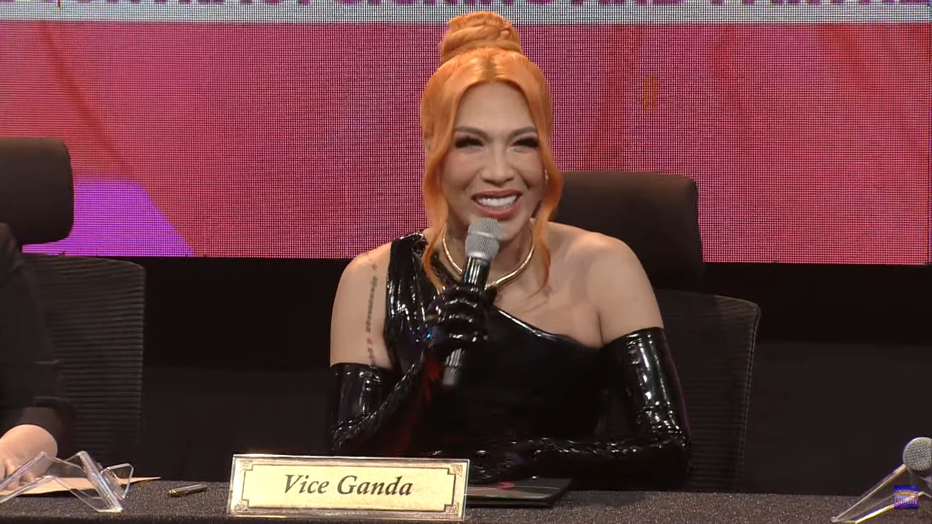VICE GANDA RENEWS CONTRACT WITH ABS CBN