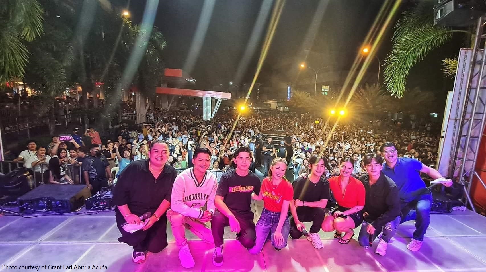 ABS-CBN stars Janine Gutierrez, Jayda, and Aljon Mendoza entertain big crowd at Magayon Kapamilya Karavan