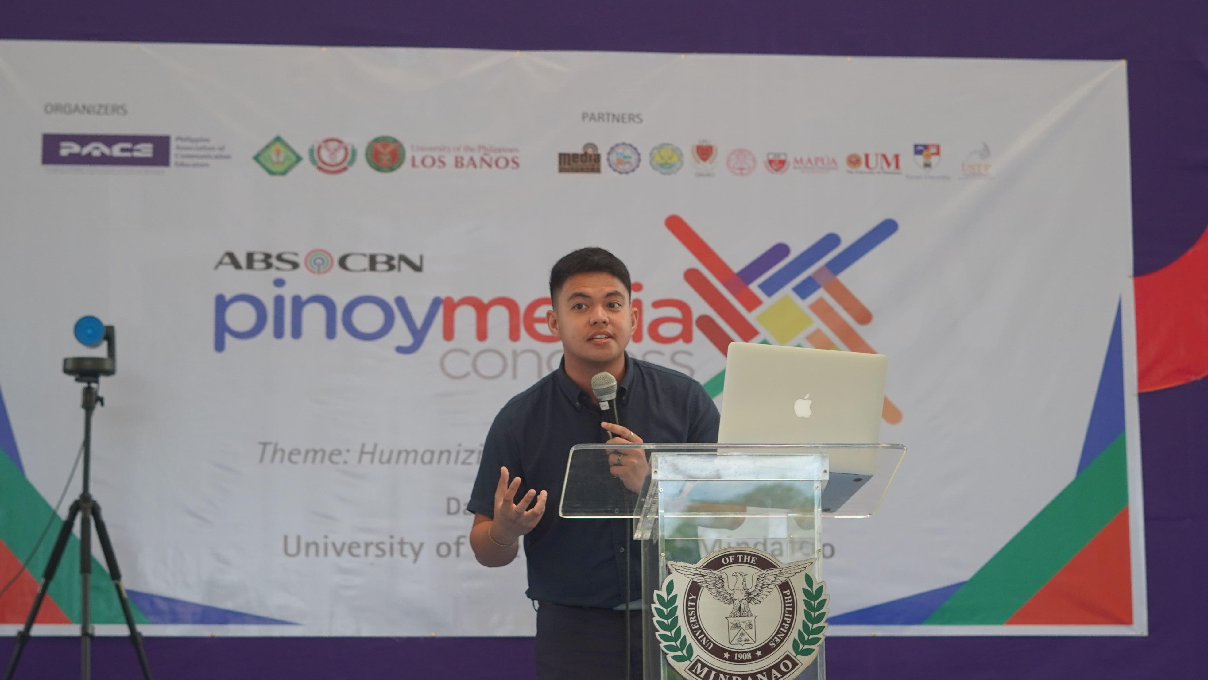 Val Vestil speaks about environmental journalism at UP Mindanao
