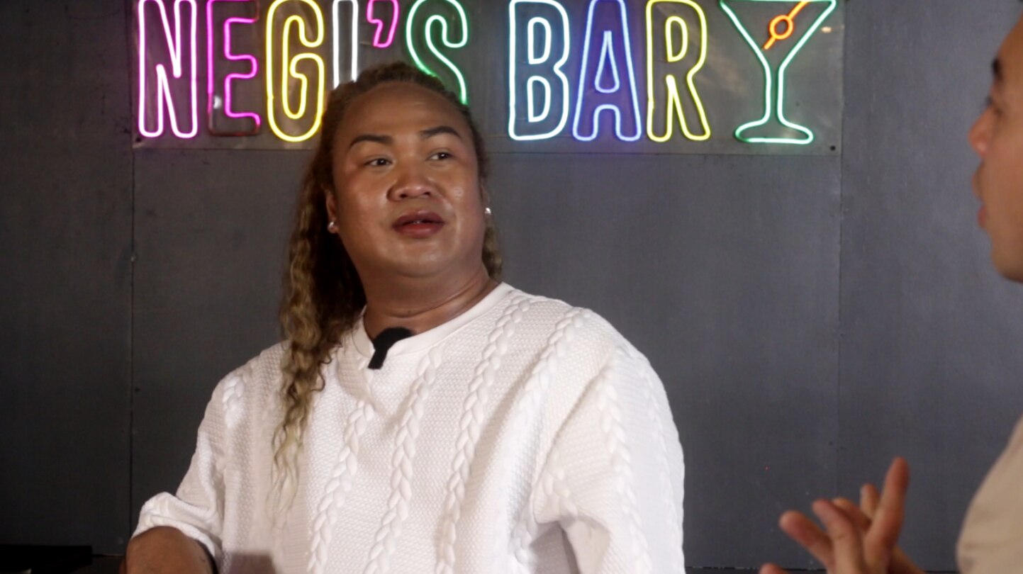 Migs Bustos visits comedian Negi's bar in Navotas in "My Puhunan"