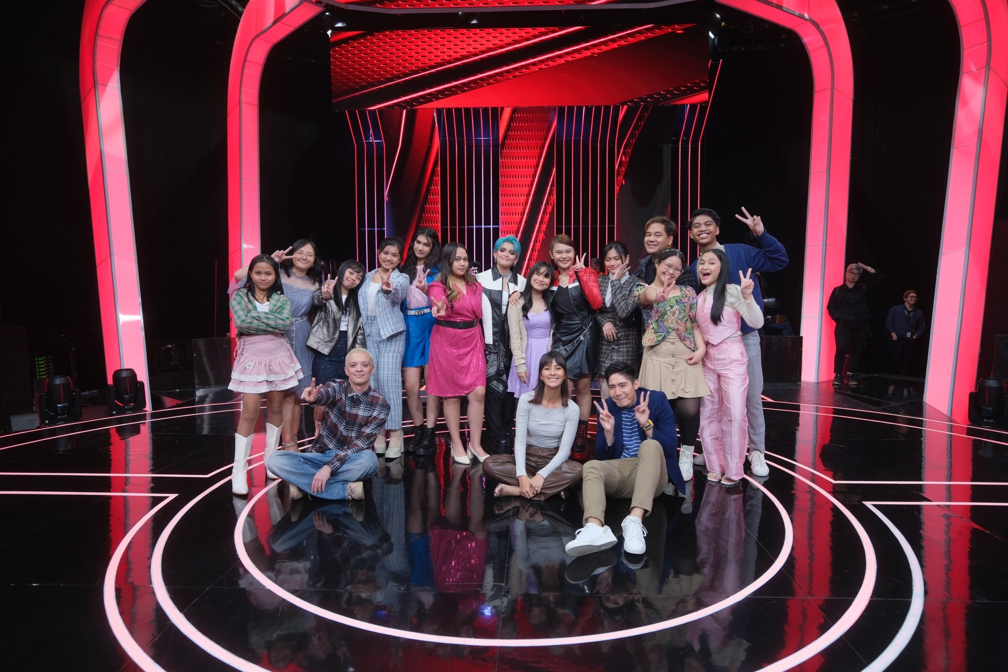Top 12 teen artists advance to the semifinals, go head-to-head in the live performance rounds of 'The Voice Teens'