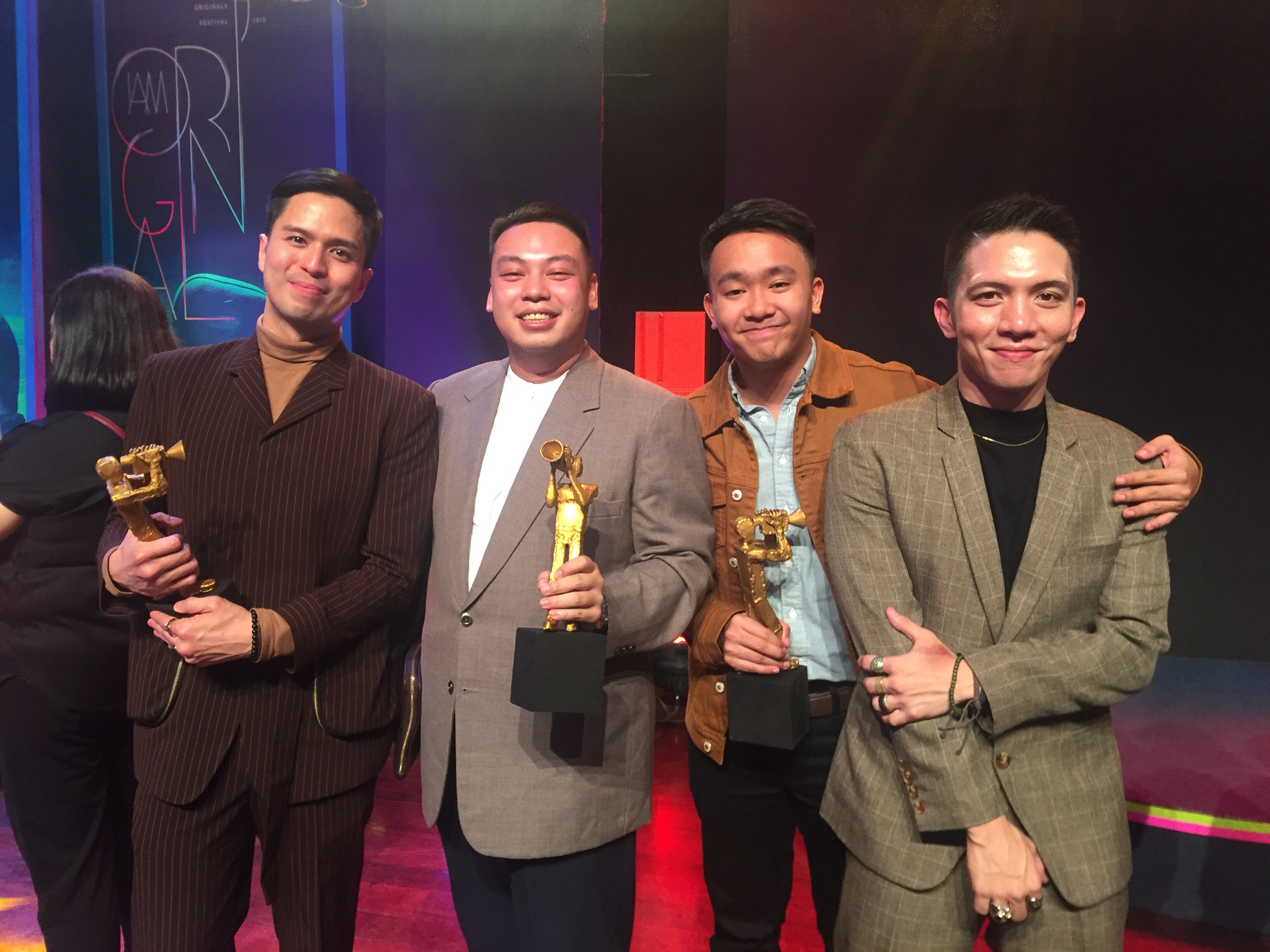 Best Supporting Actor Topper Fabregas with 'Sila Sila' director Giancarlo Abrahan, screenwriter Daniel Saniana and Gio Gahol