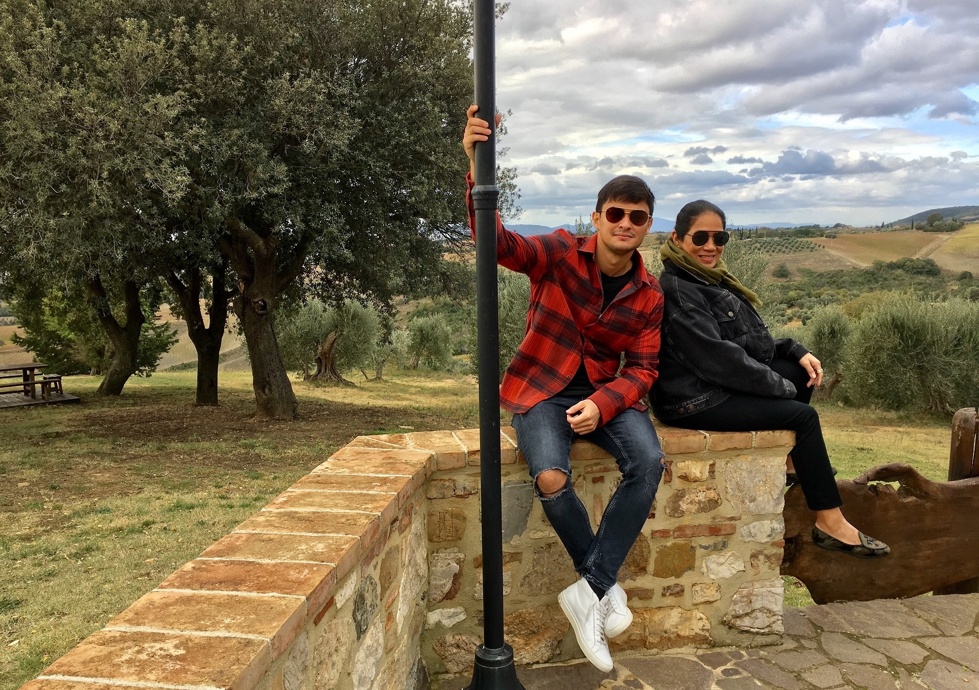 Matteo Guidicelli and Chef Margarita Fores in The Crawl Italy