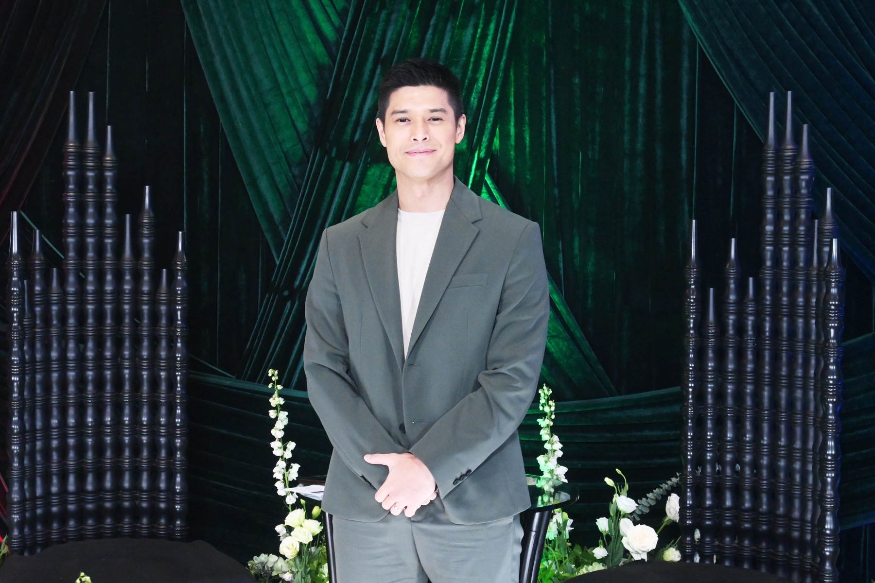 JC to star in upcoming ABS-CBN series "Nobody"