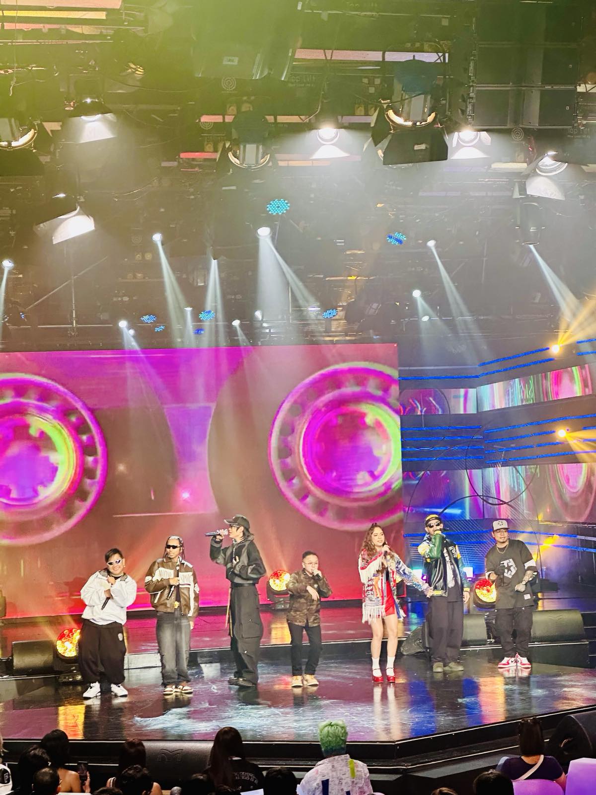 Smugglaz, Flow G, Arthur Nery, Ice Seguerra, Sassa Dagdag, Loonie, and Hero perform Gloc 9's biggest hits