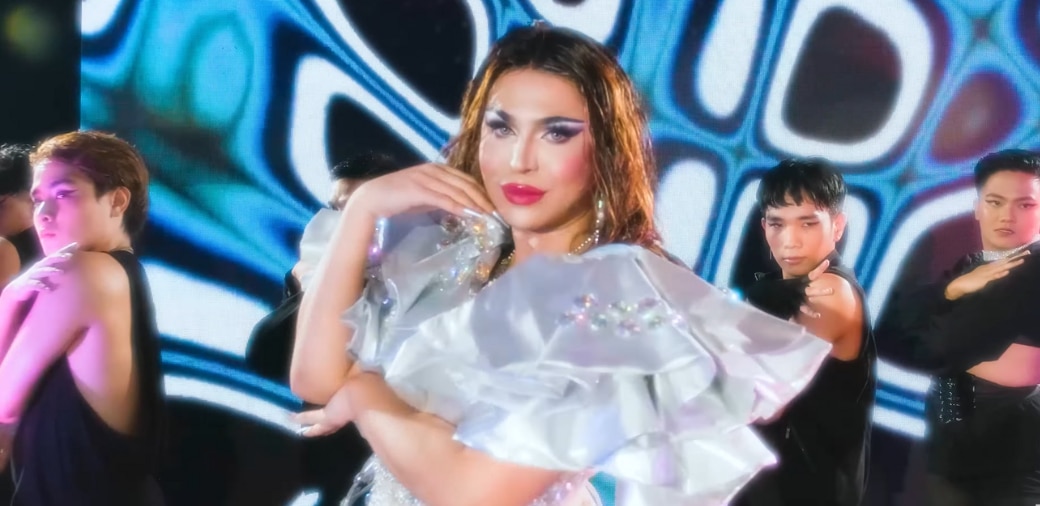Viñas Deluxe's "I'm Feeling Sexy Tonight" hits half a million combined streams
